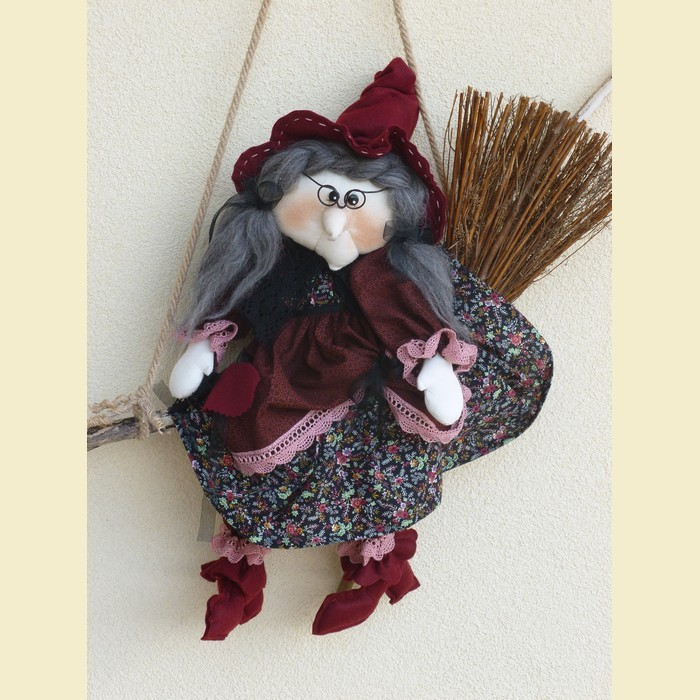 Maria A Befana Cappello Rosso