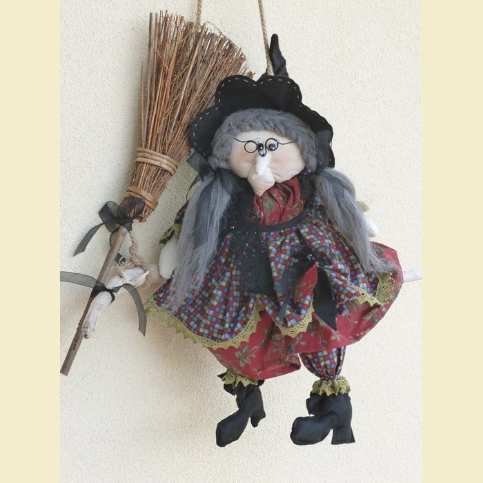 Maria A Befana Cappello Nero