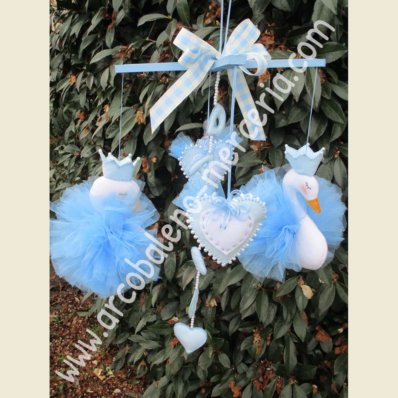 517 Cigni azzurri in tulle