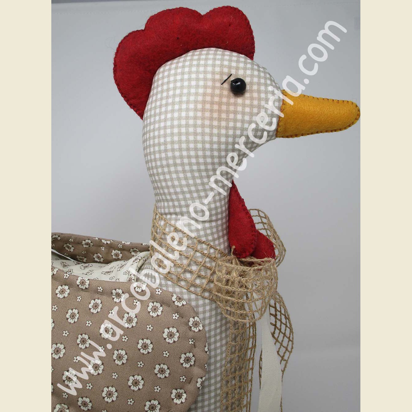 524 Carolina la gallina