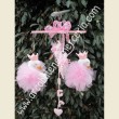 516 I cigni rosa in giostra