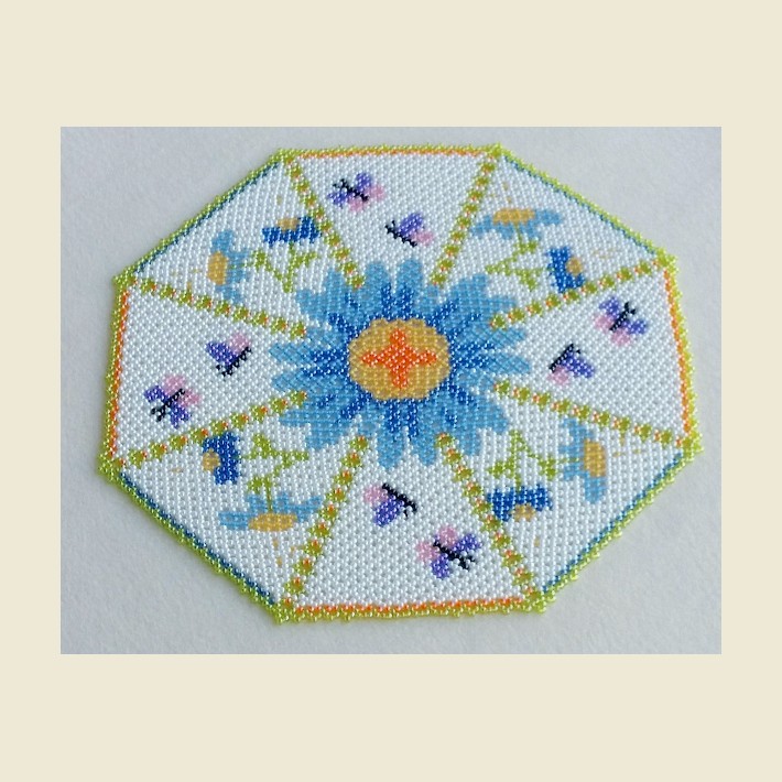 363 Centrino Fiori e Farfalle