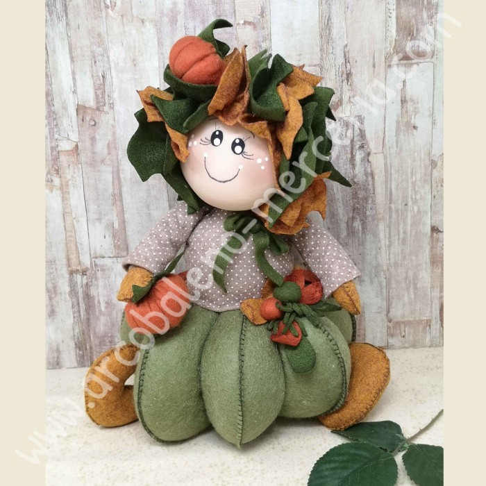 LA ZUCCA AURORA SEDUTA