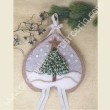 CUORE CON ALBERO DI NASTRI