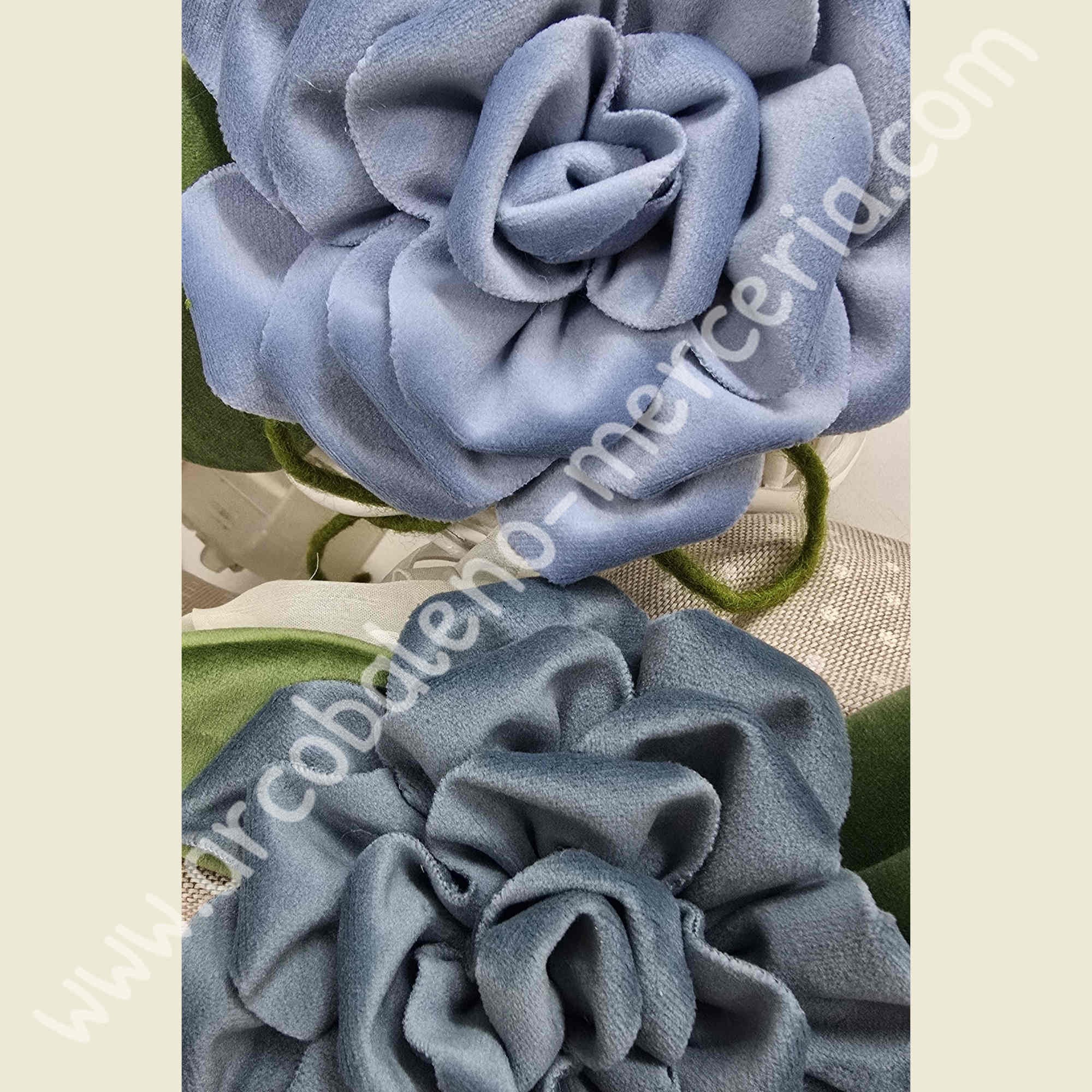 ROSE IN VELLUTO MILLE USI