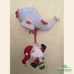 BABBO NATALE CHE PORTA I DONI IN AEREO
